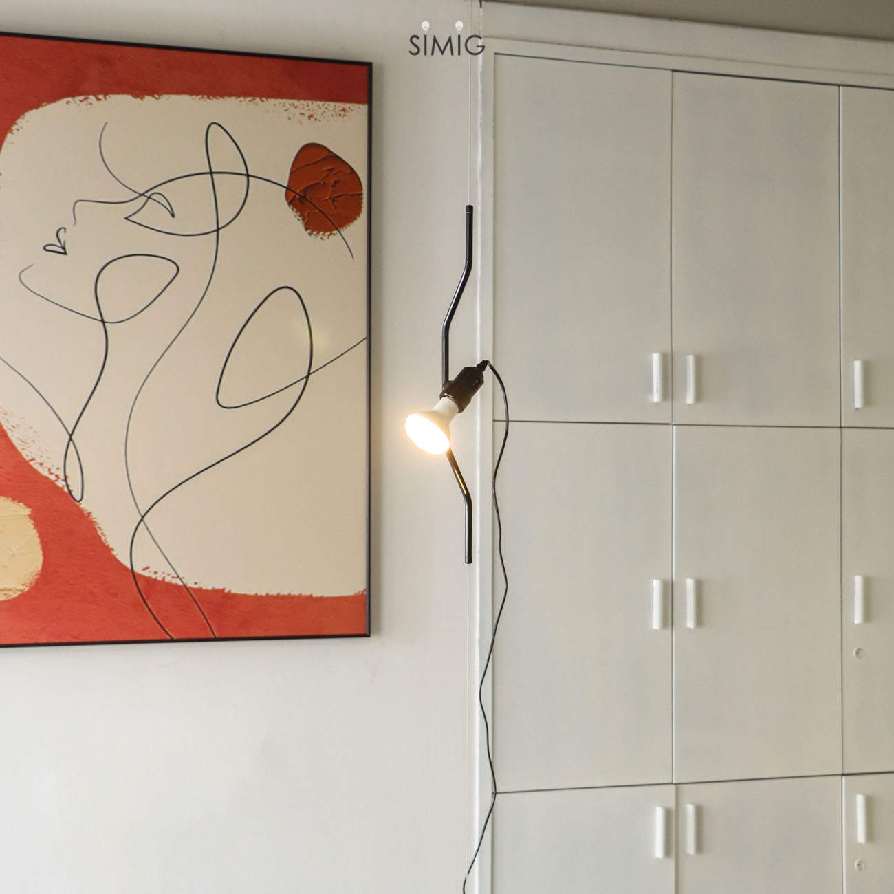 Fluxo Ceiling Lamp - Adjustable Design Lamp for Bedroom