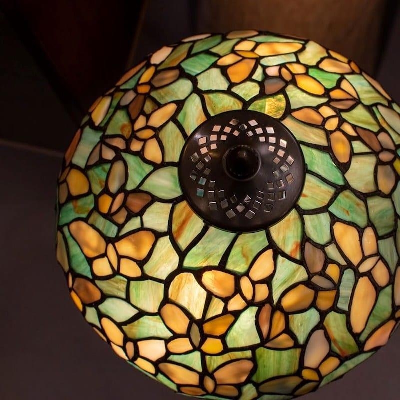 TF Sorenia Table Lamp - Warm Stained-Glass Floral Art-style Lamp for Living Room or Bedroom T893