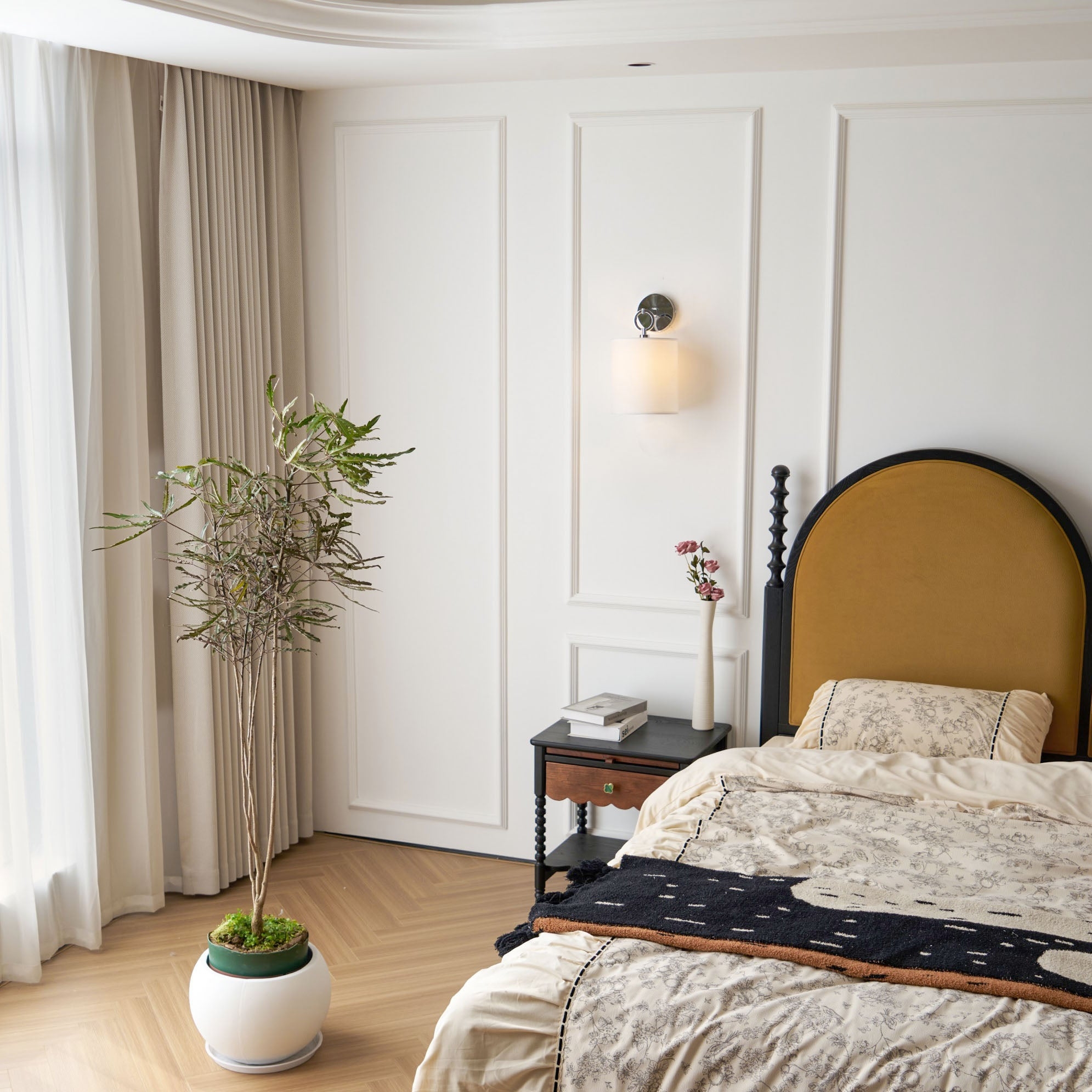 Full Circle Sconce T1840