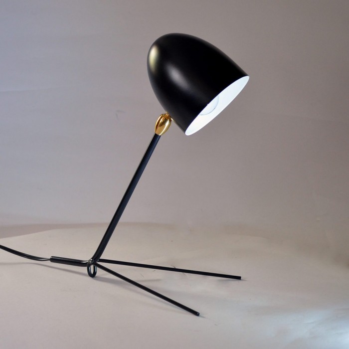 Solavo Tripod Table Lamp - Modern Minimalist Metal Design for Desk