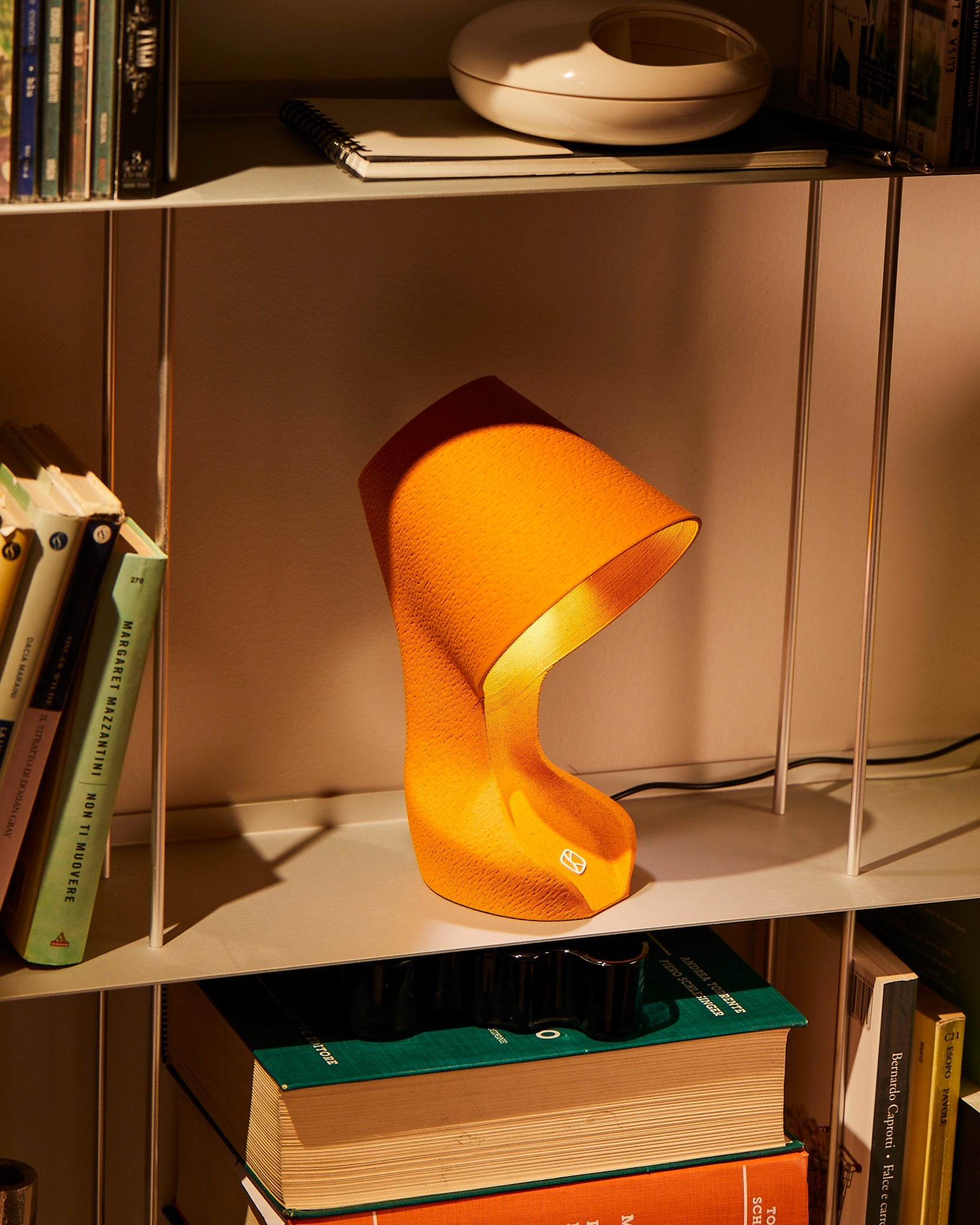 Creative Design Irregularly Multicolor Table Lamp G46