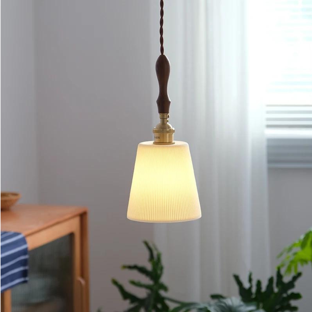 The Charming Chandelier Vintage T2086