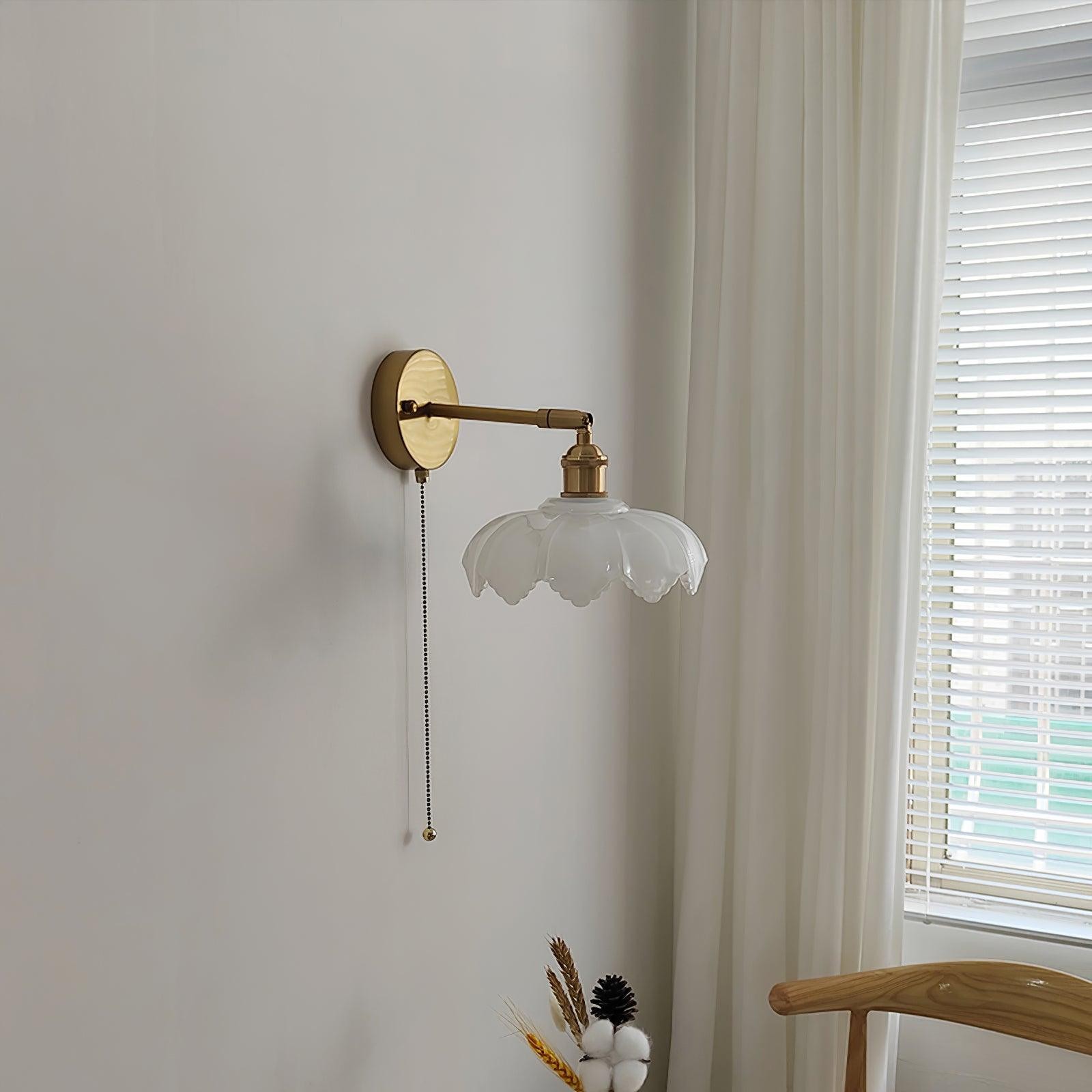 Lotus Rotatable Wall Lamp M354