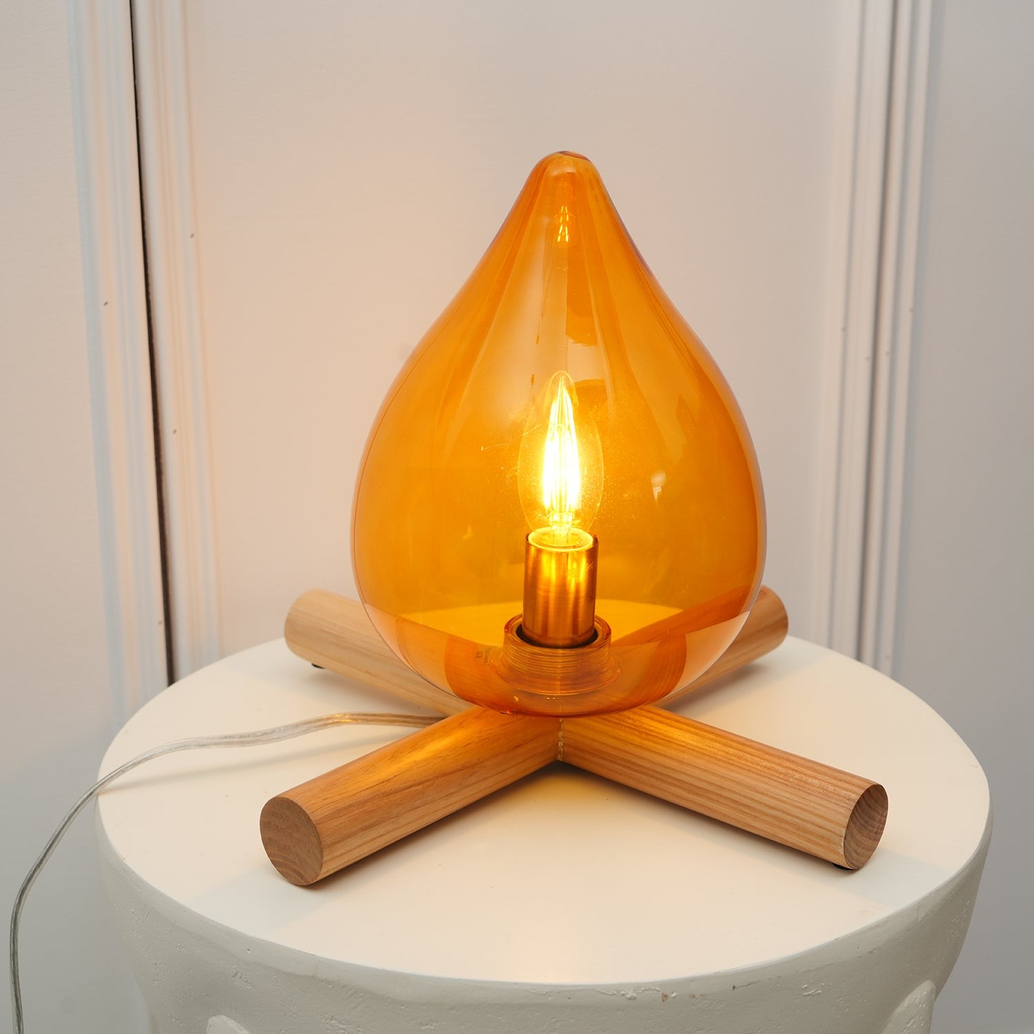 Funny Fire Shape Small Flame Table Lamp M55