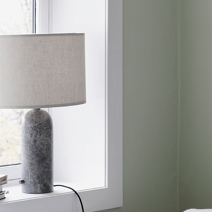 Gravity Table Lamp