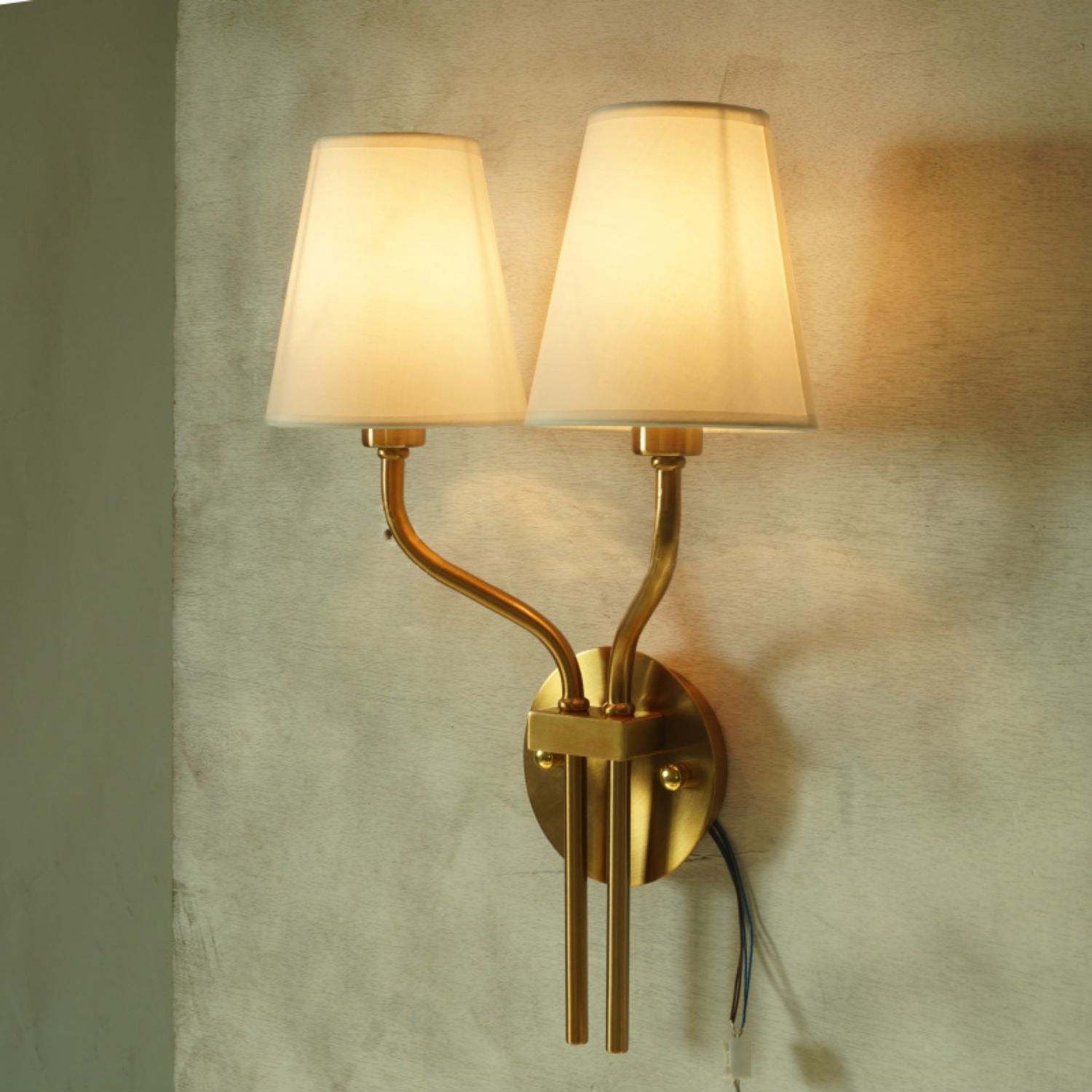 Safavieh Ezra Wall Lamp T1712