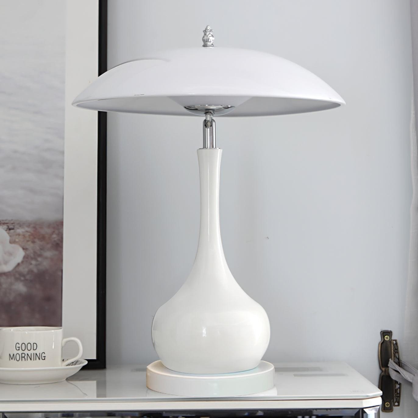 Elegant Curved Table Lamp M302