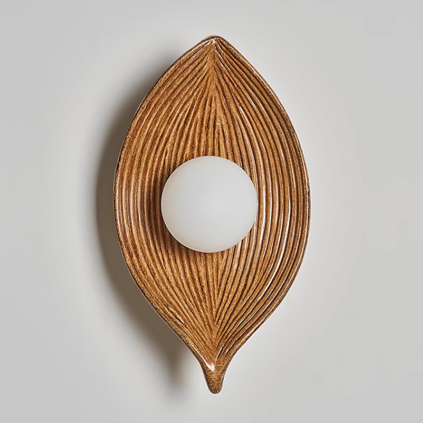 Contemporary Nordic Leaf Resin Wall Light M268