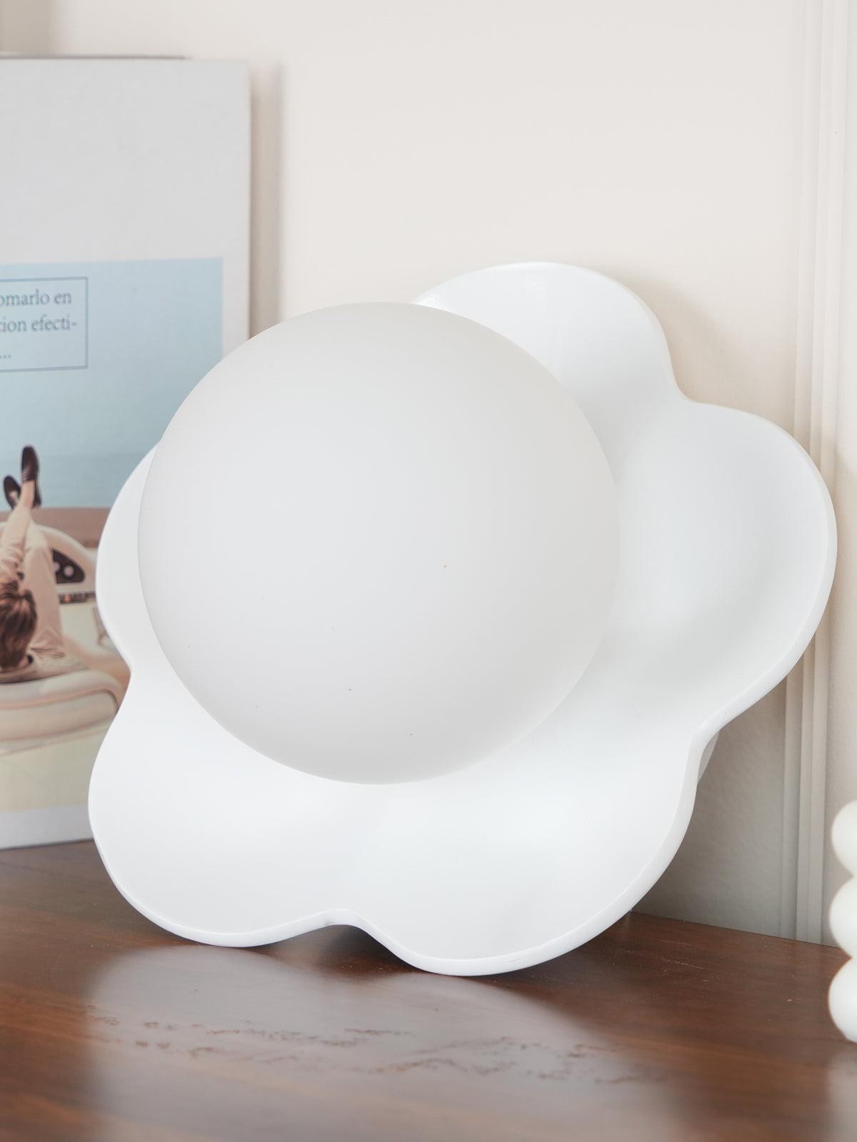 Floral Petal Wall Lamp - Nordic Sculptural Wall Light Living Room T129