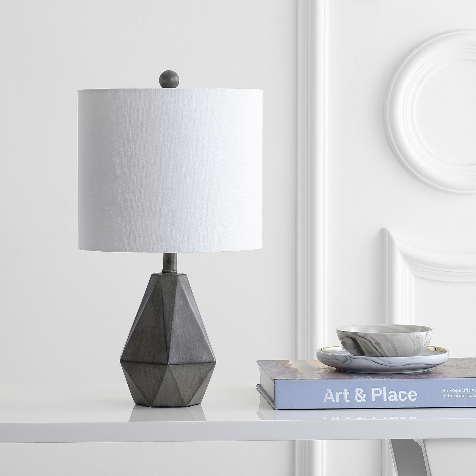 Vaughn Table Lamp T1744