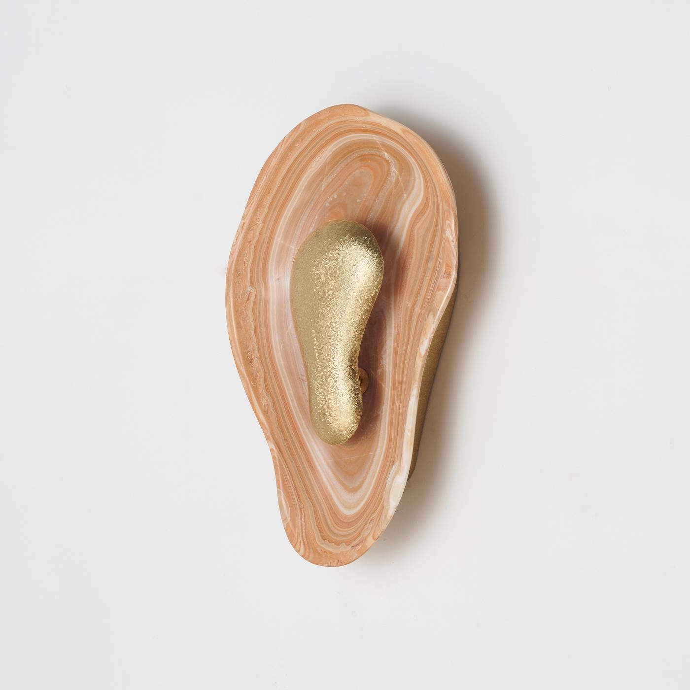 Oyster Hammered Onyx Sconce T1949