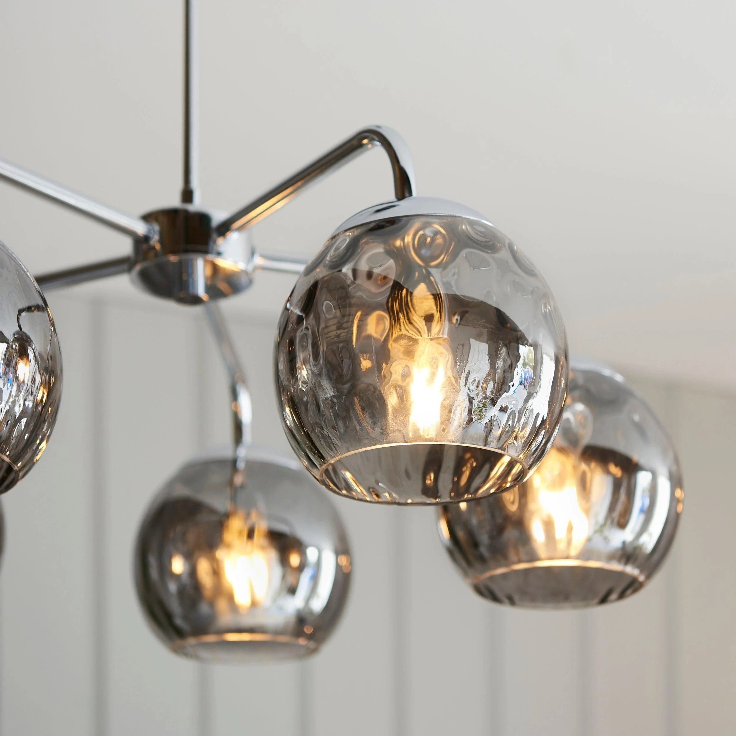 Tracian Glass Mid-Century Modern Globe Pendant Light for Dining Room T845