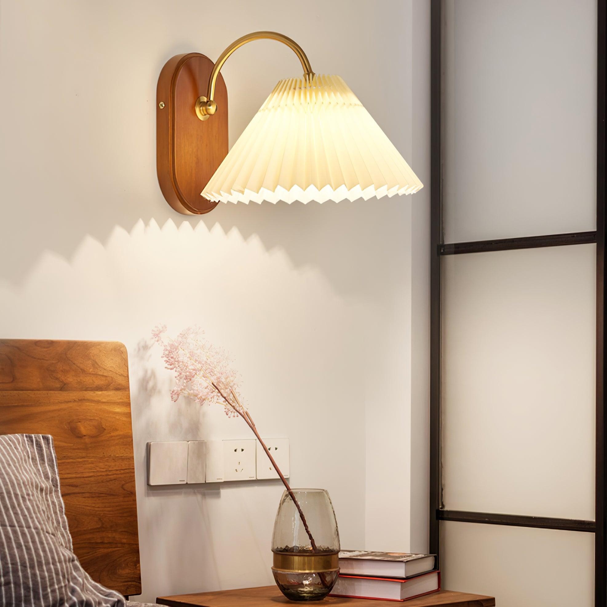 Modern Fashion Wall Lamp for Bedroom M49