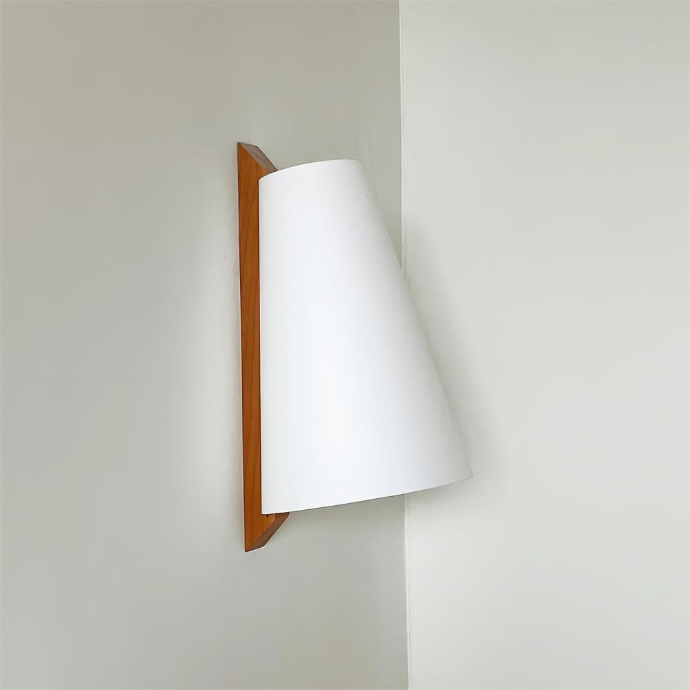 Trianora Wall Lamp T1383