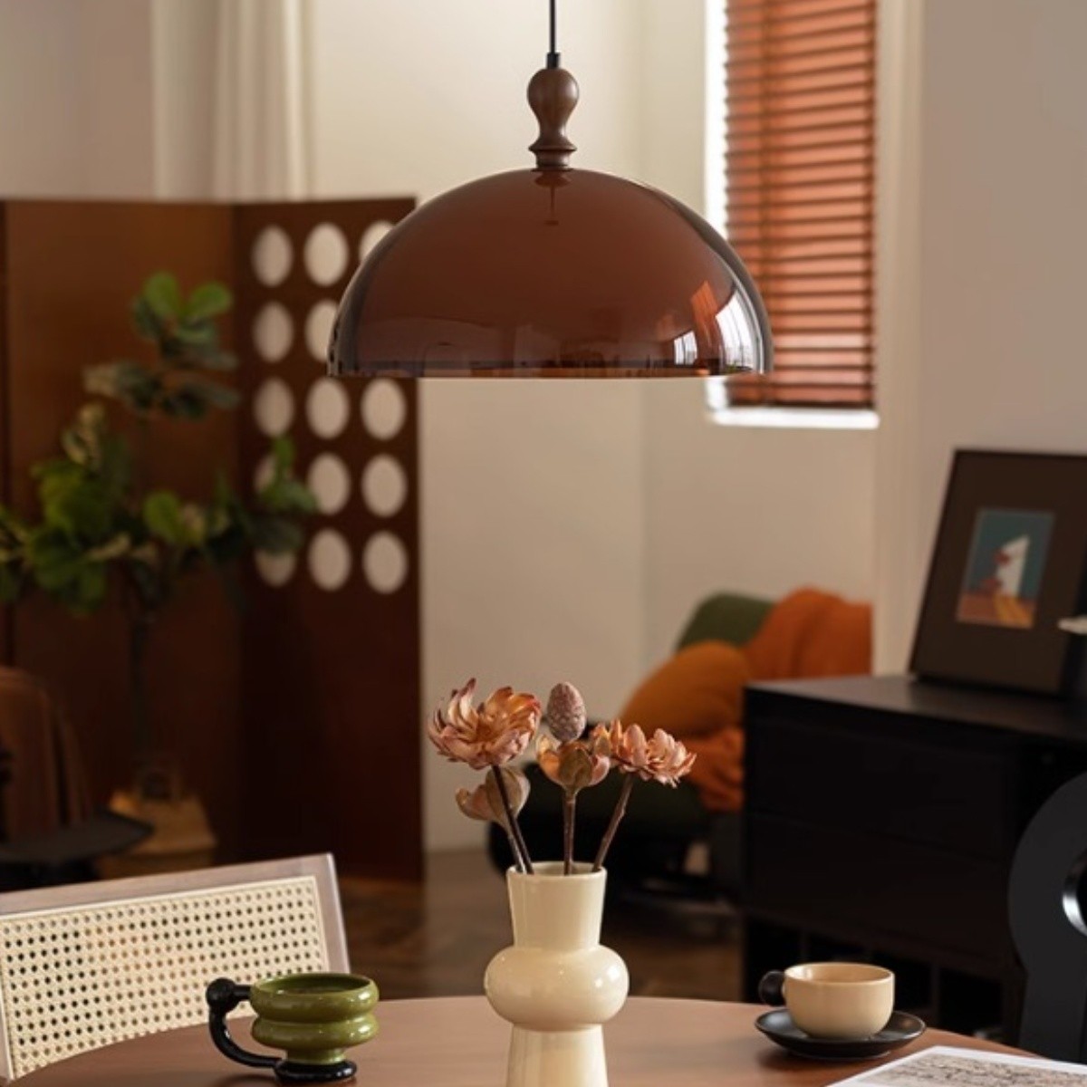 Vintage Sunset Pendant Lamp – Amber Acrylic & Walnut Finish S256