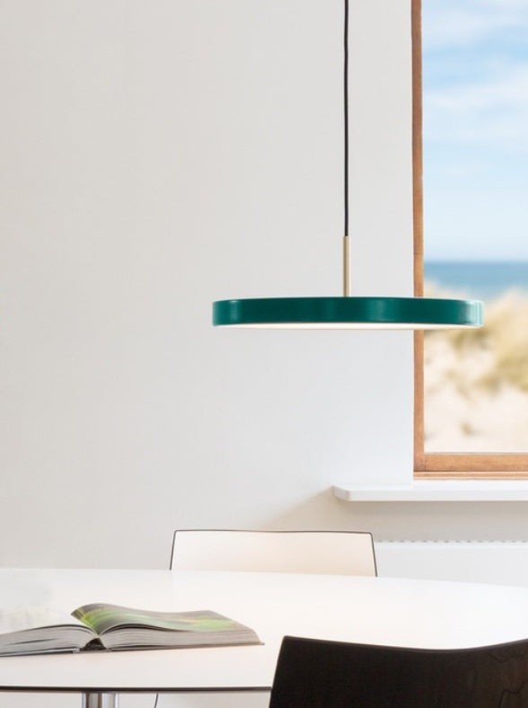 Modern Disc Pendant Light — Nordic Minimalist Fixture for Dining & Kitchen G102