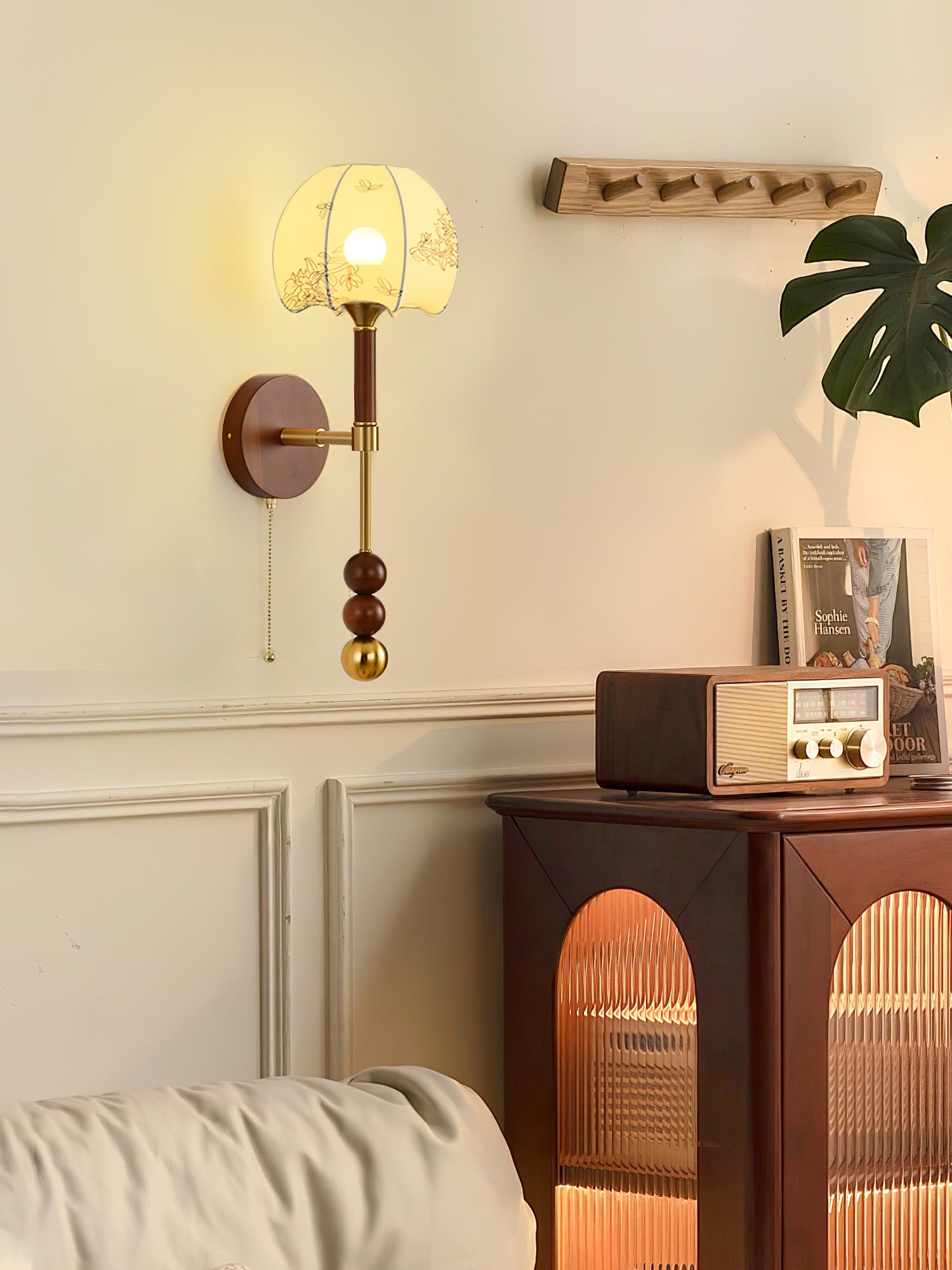 Retro Solid Wood Series Wall Lamp M419