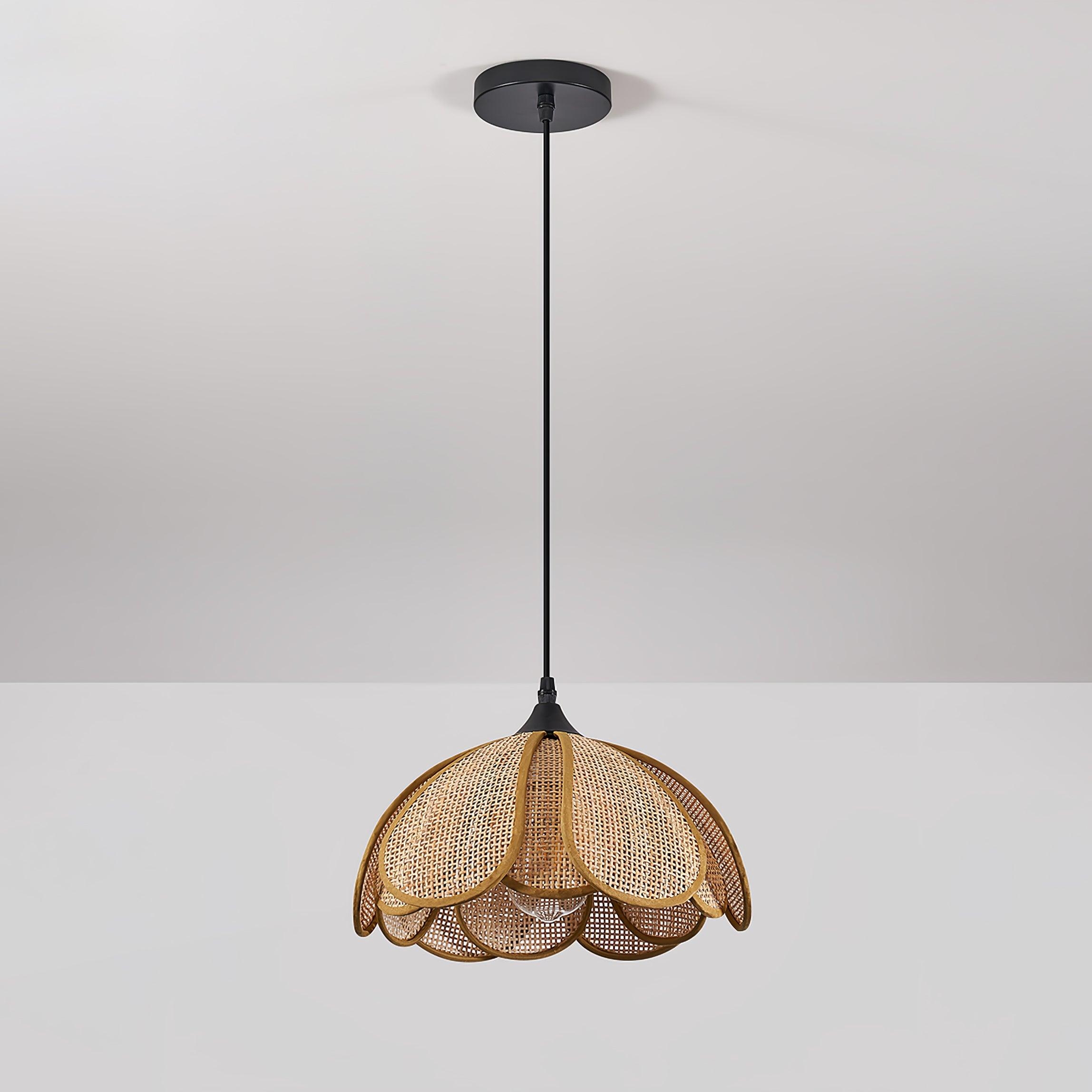 Bloom Rattan Pendant Lamp T1582
