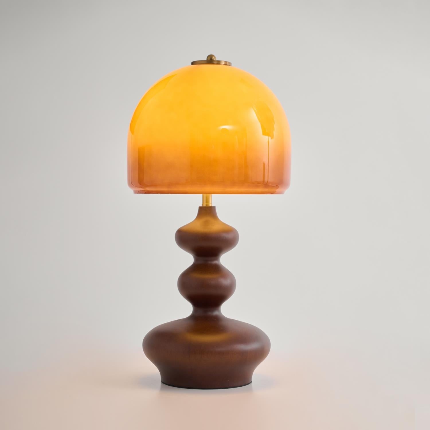 Vintage Amber Glass Lampshade Wooden Base Table Lamp P077