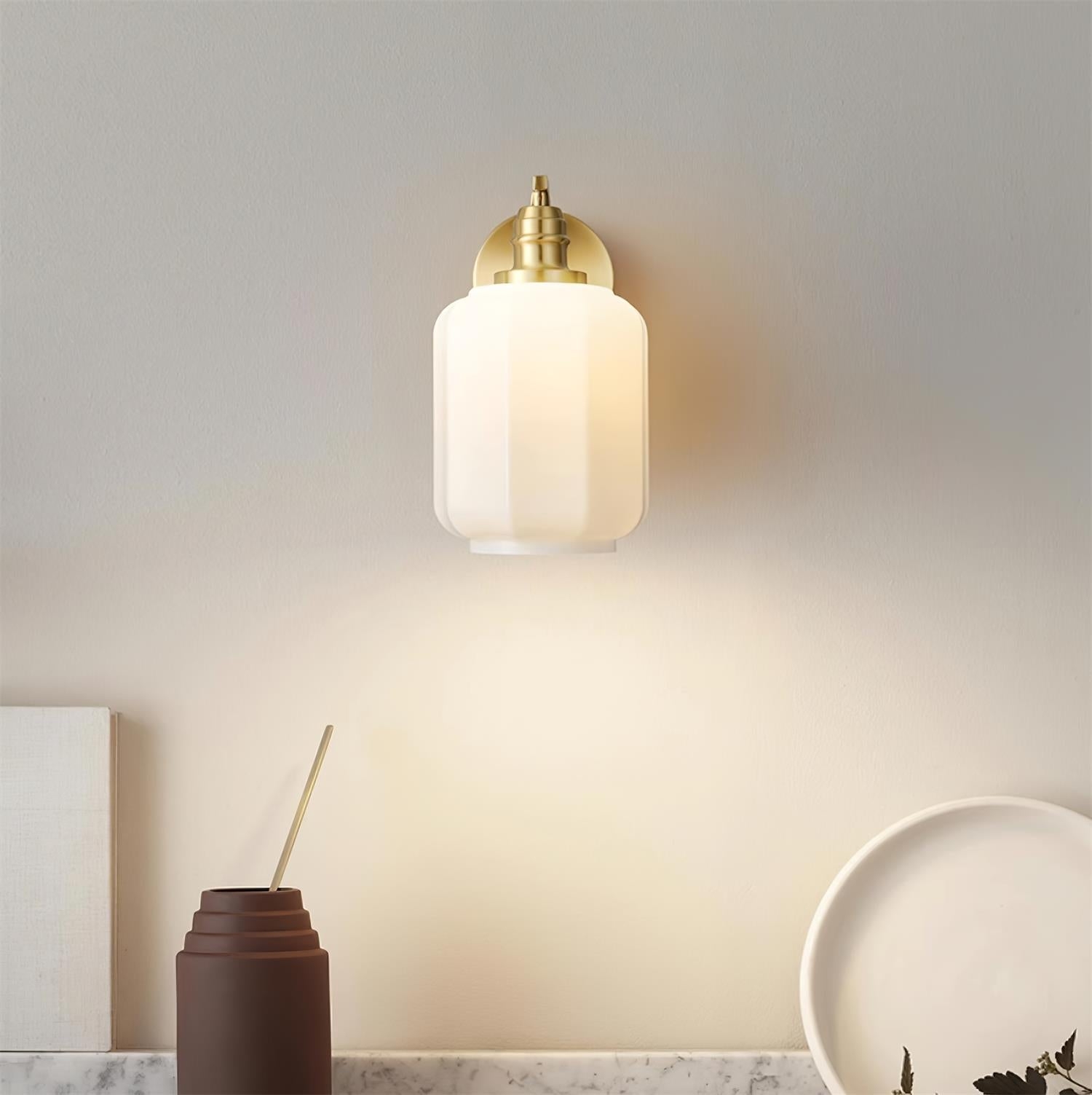 Henry Plug In Wall Lamp T1266
