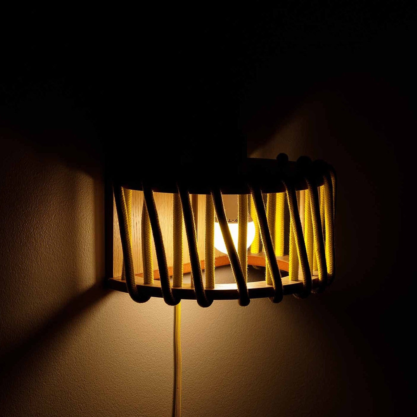 Macaron Rope-wrapped Wooden Wall Lamp S190
