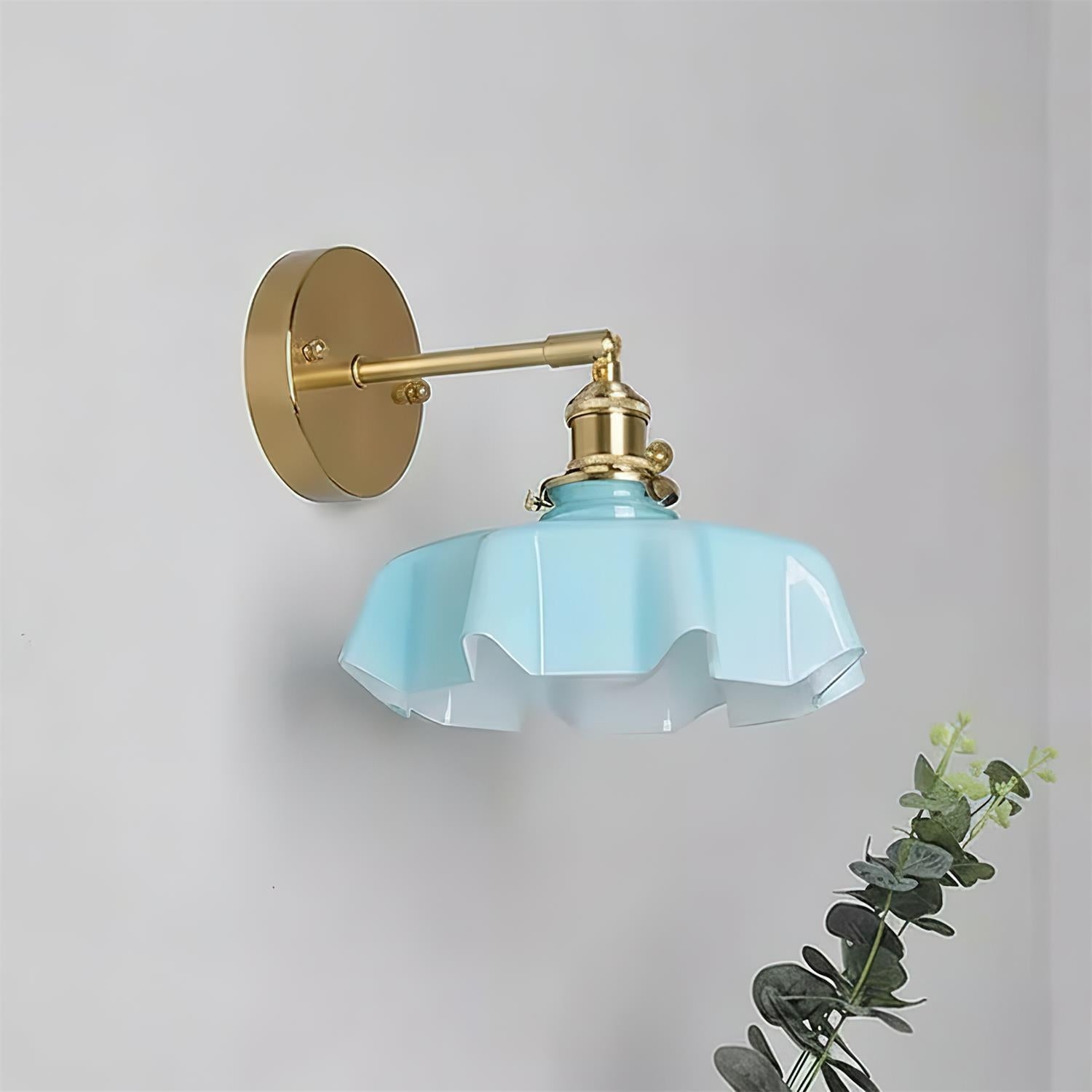 Skirted Ripple Wall Lamp T1470