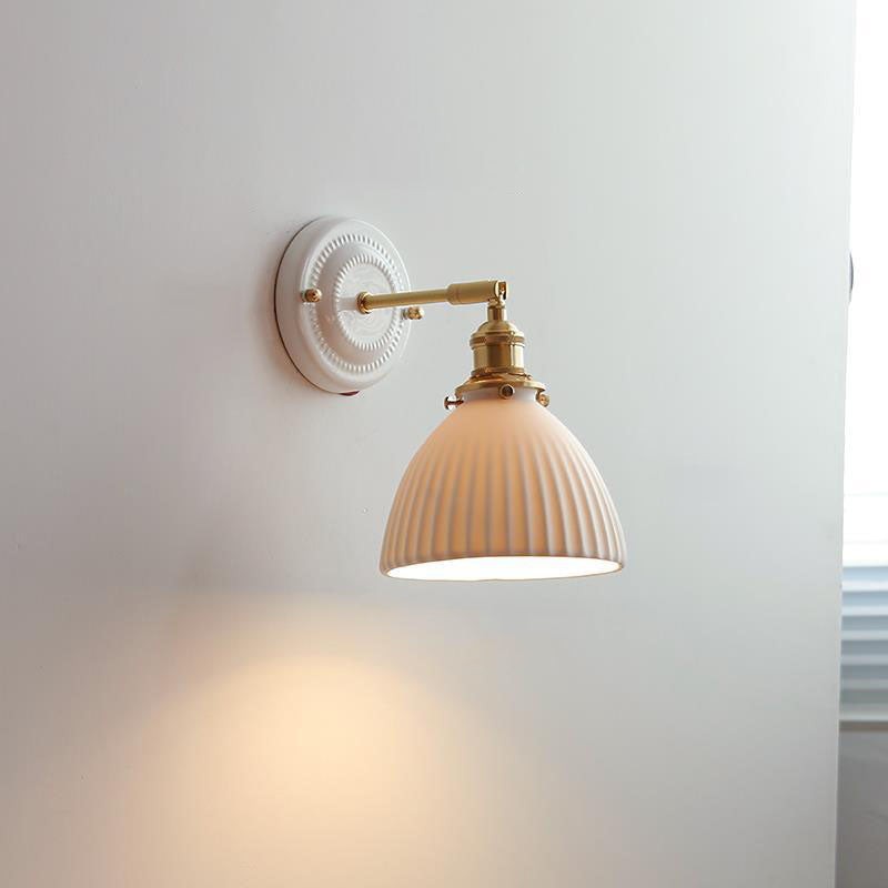 Vintage Ceramic & Brass Wall Sconce – Elegant Lighting for Bedrooms & Hallways T265