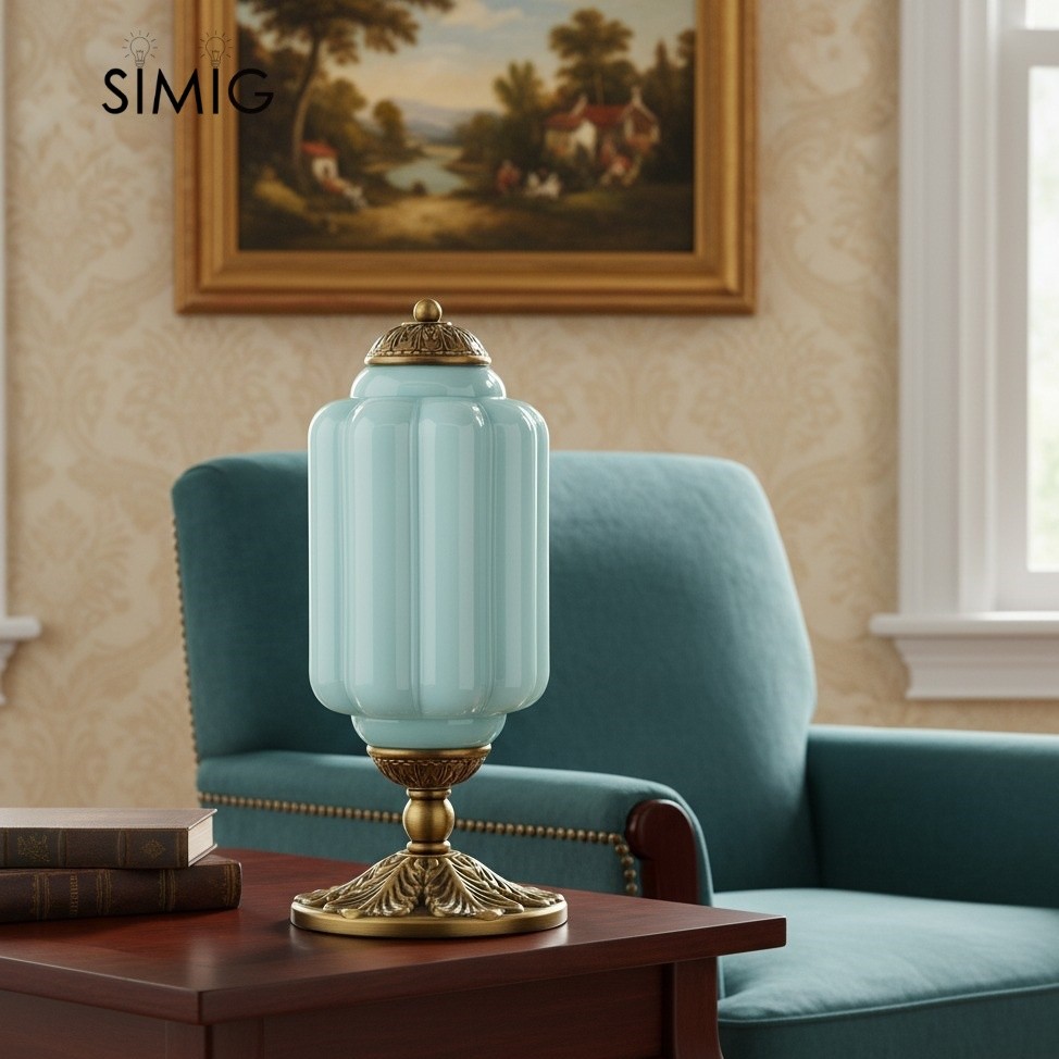 Eloise Curved Glass Retro Table Lamp - Vintage Bedside Lighting G71