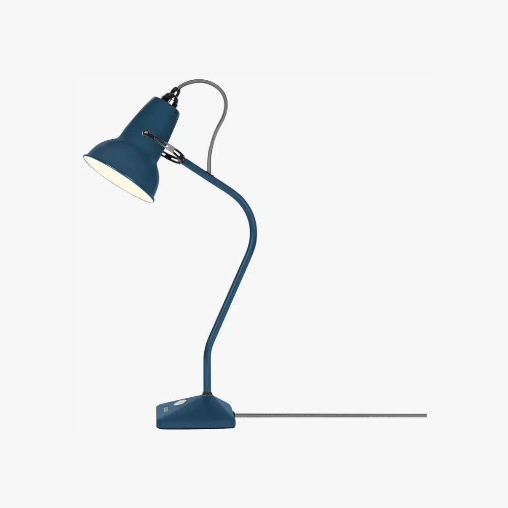 Modryx Pyramid Base Mini Table Lamp - Vintage Metal for Office T574