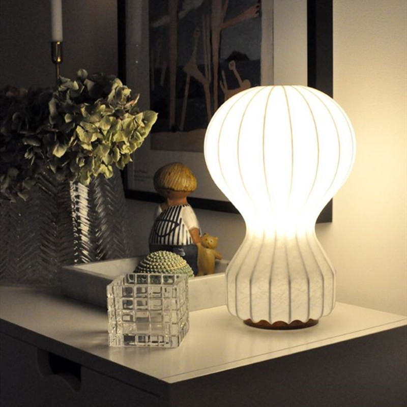 Gatto Table Lamp