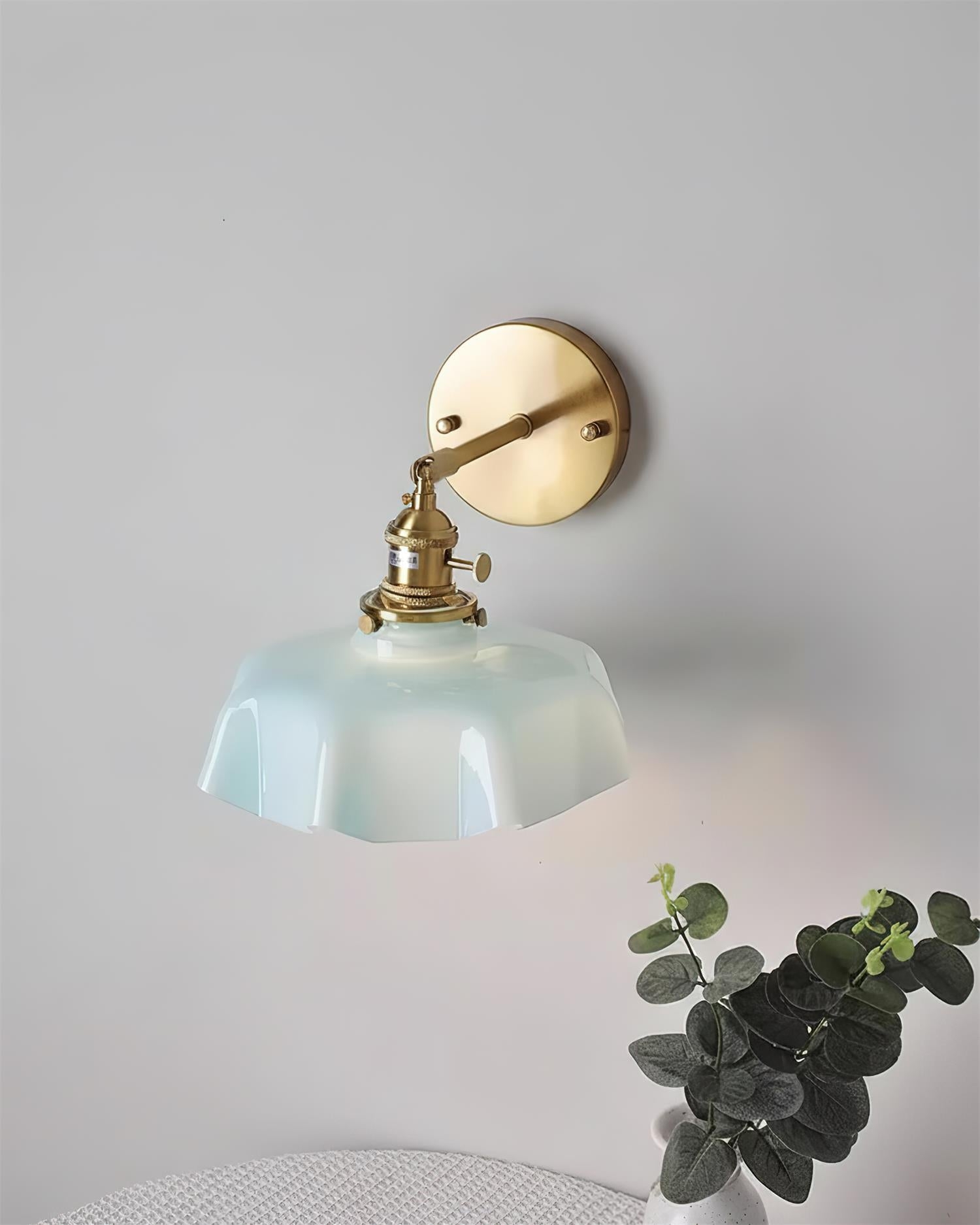 Skirted Ripple Wall Lamp T1470