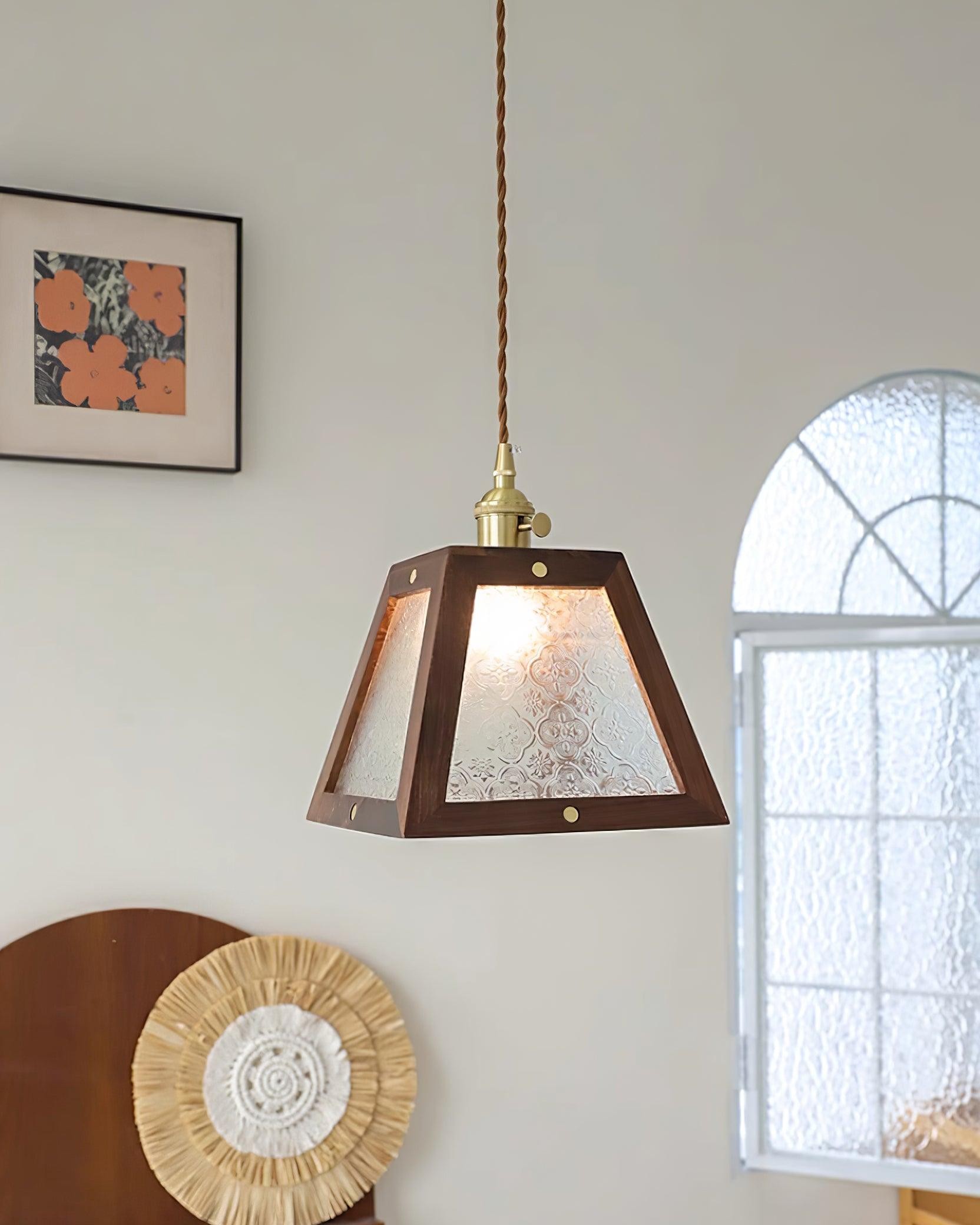 Retro Pattern Glass Pendant Lamp M295