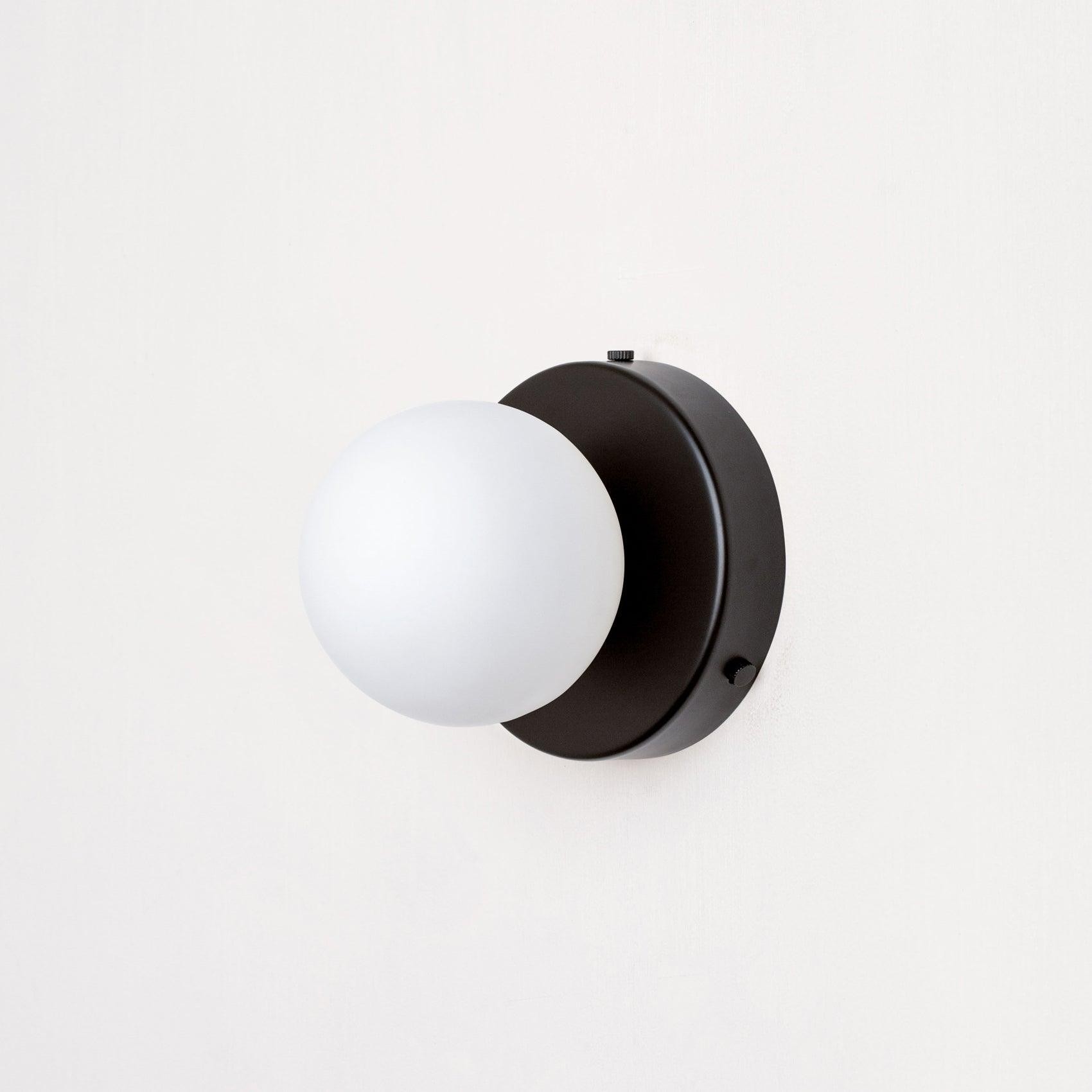 Nuvol Wall Lamp T192