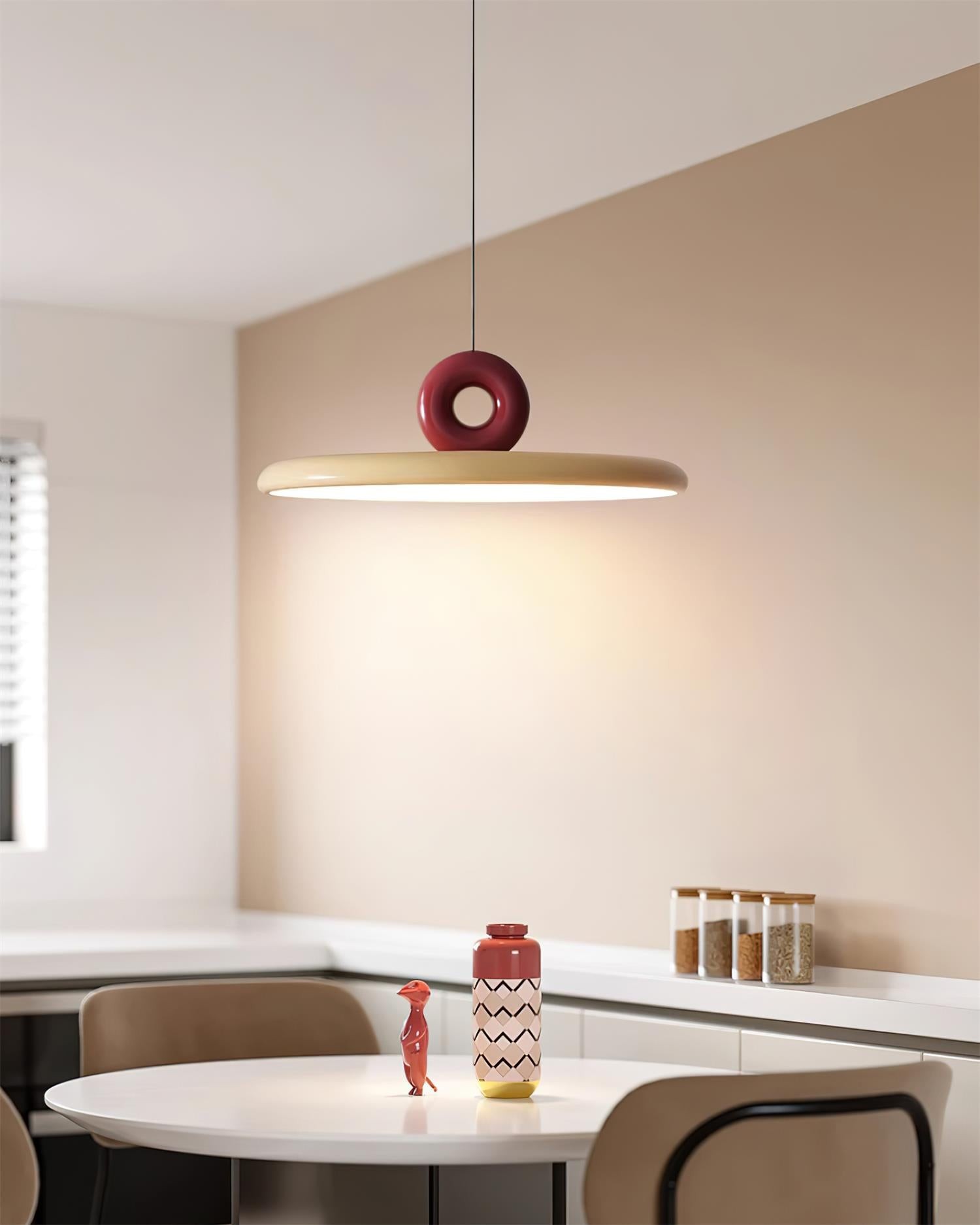 Cream Style Vertical Flying Saucer Pendant Lamp M167