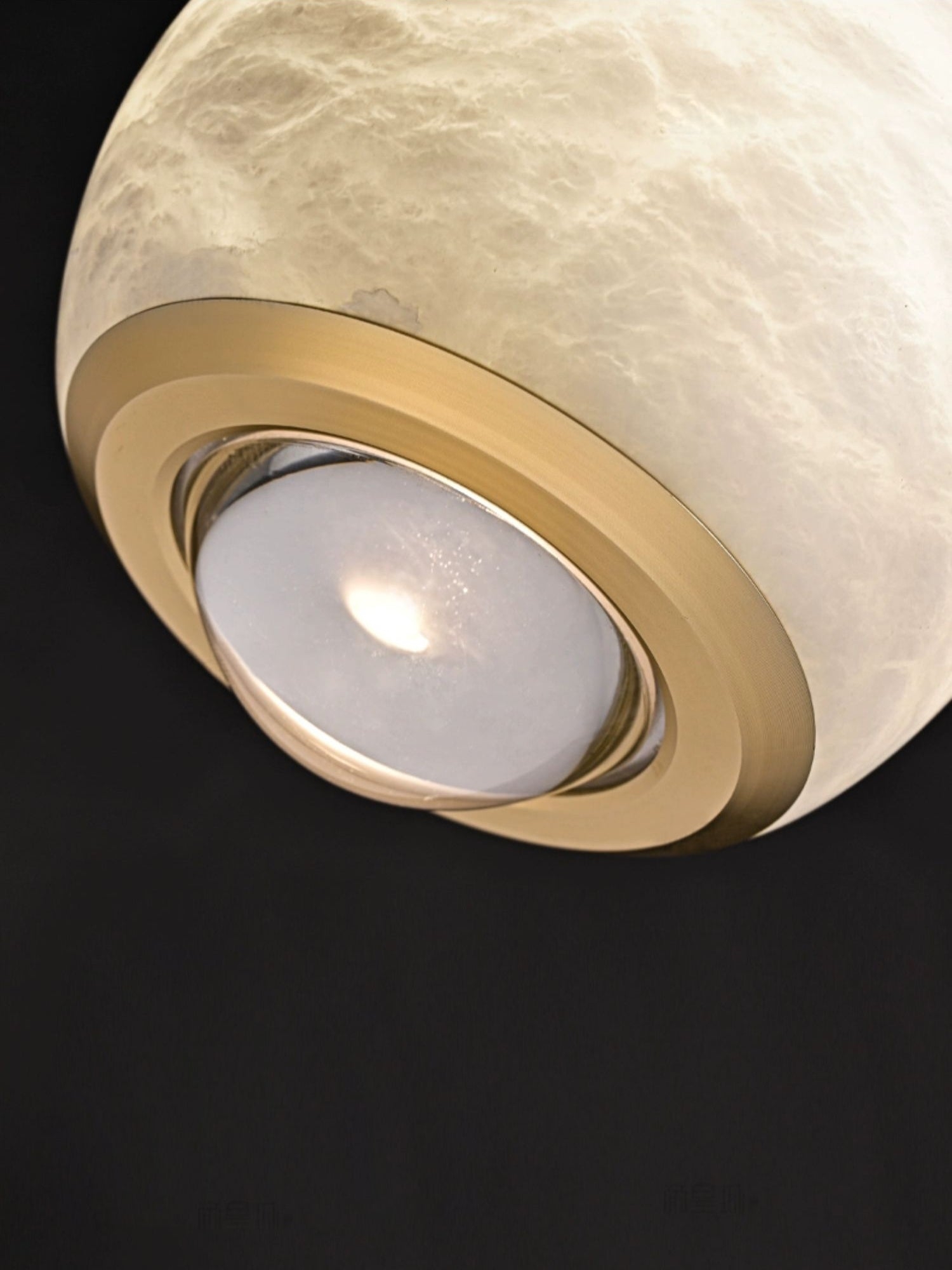 Ferox Alabaster Pendant Light T1646