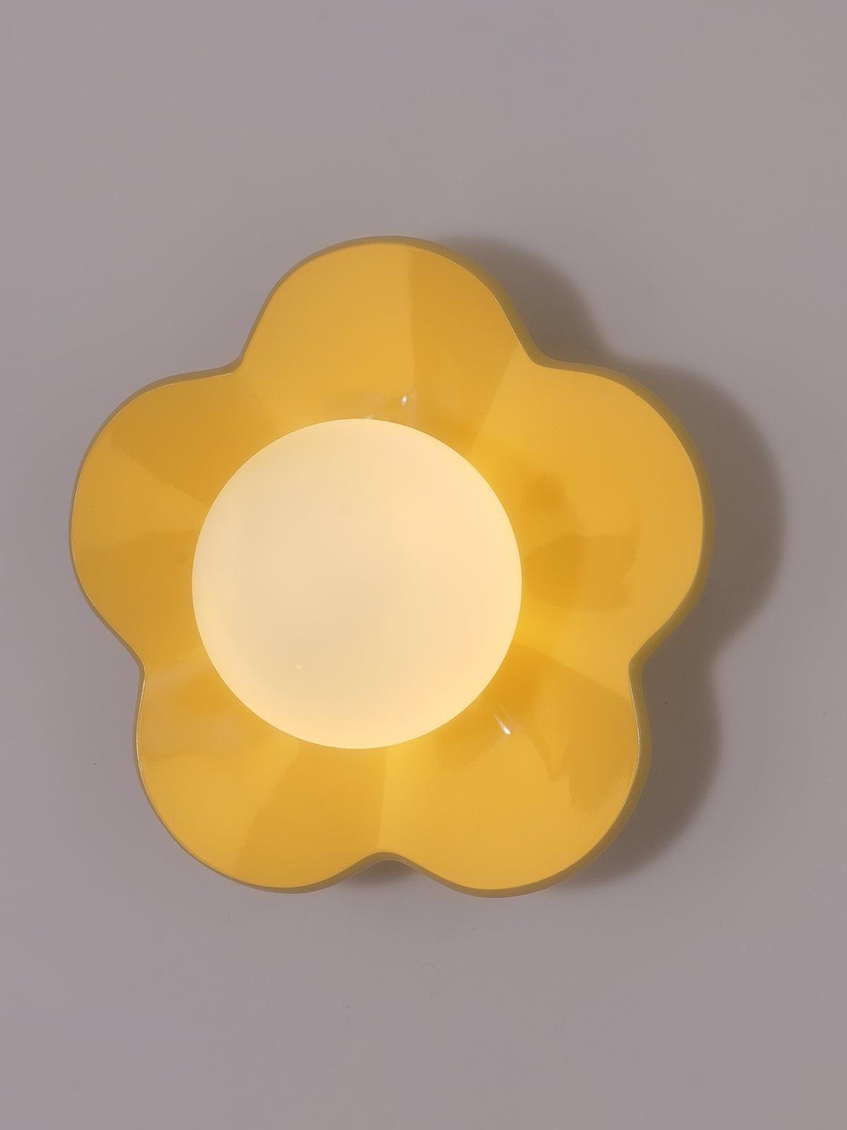 Floral Petal Wall Lamp - Nordic Sculptural Wall Light Living Room T129