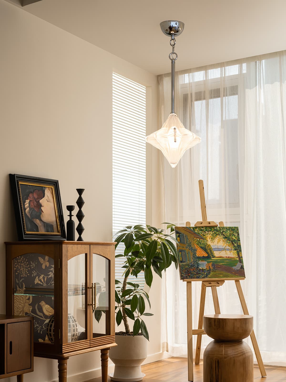 Art Deco Astris Elara Star Pendant Light - Frosted Glass Pendant with Geometric Style T434