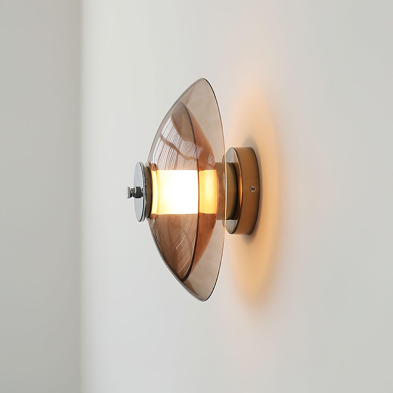 Flying Saucer Plug-in Wall Light M365