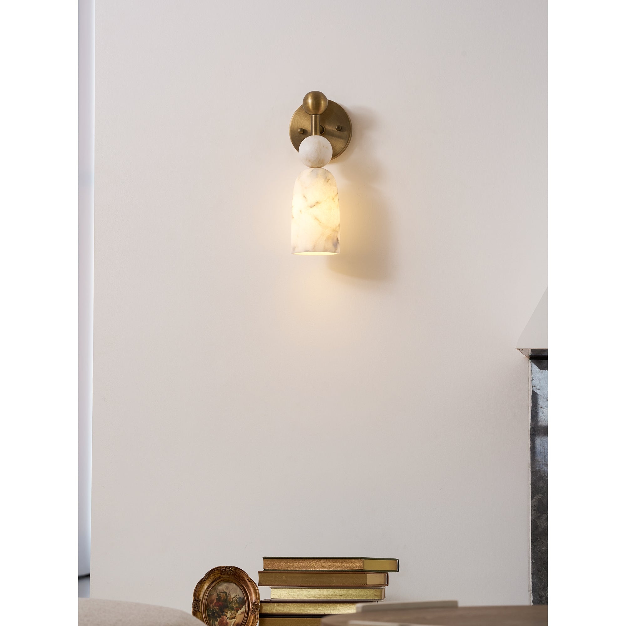 Flume Alabaster Wall Lamp T1989