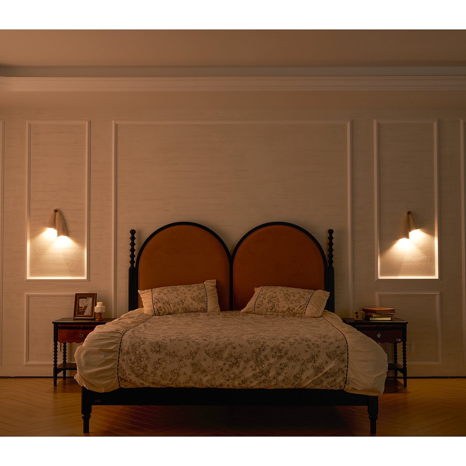 Pearlmont Travertine Wall Lamp T1988