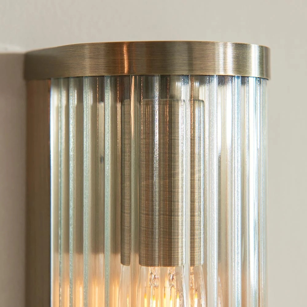 RibGlow Art Deco Ribbed Glass Wall Light - Vintage-Inspired Sconce for Living Room T841