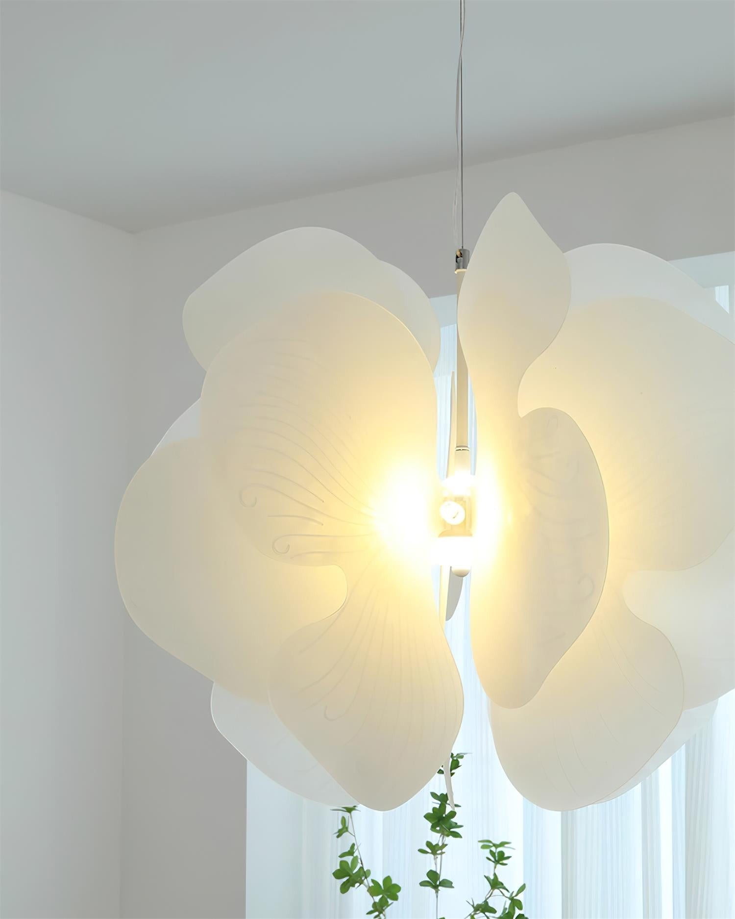 Creative Petal Pendant Lamp M181