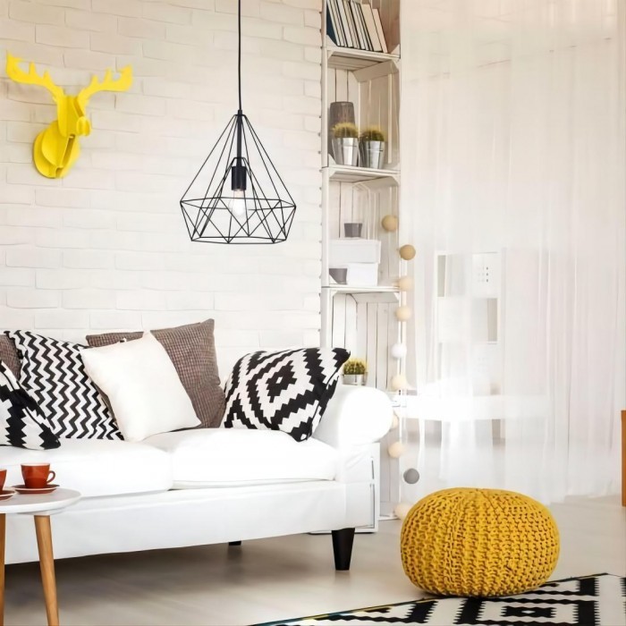 Black Wire Metal Pendant Light
