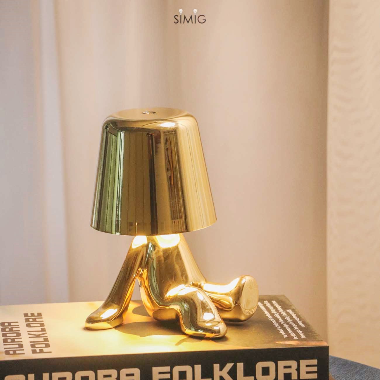 Aurabrova Human Figure Table Lamp - Modern Sculptural Design for Living Room