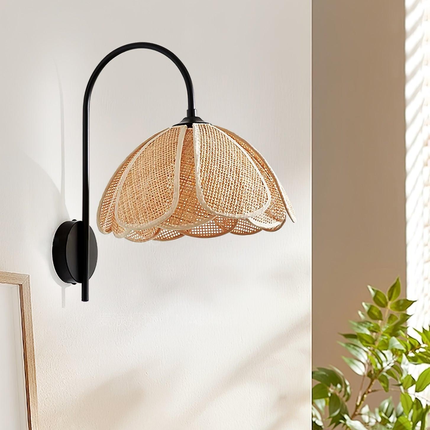 Rattan Petal Wall Lamp M512