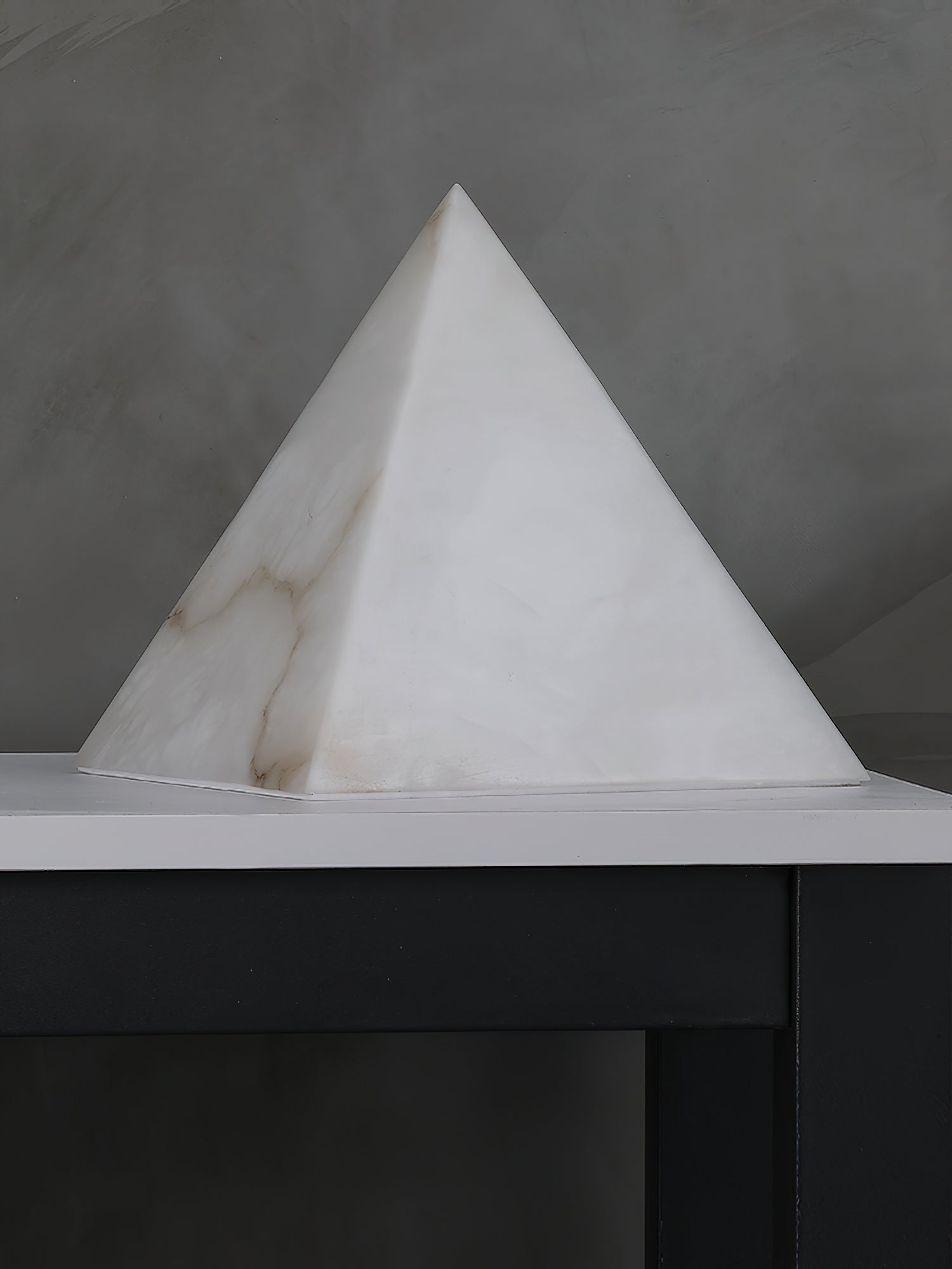 Alabaster Pyramid Table Lamp T1652