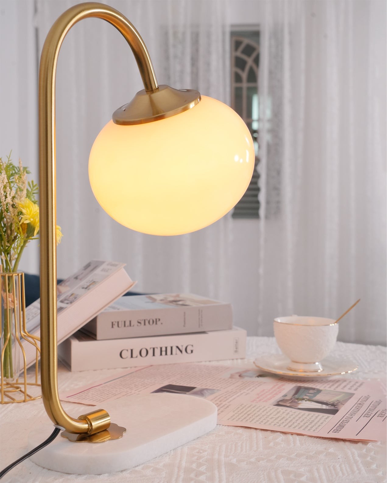 Scandinavian Cream Ball Table Lamp For Living Room M348