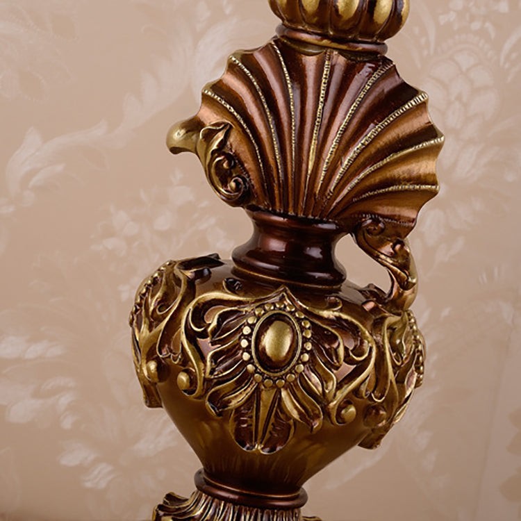 Pastoral Flower Lampshade Carved Table Lamp M497