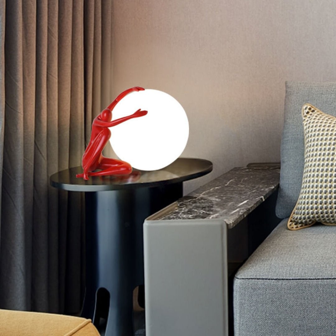 Humanoid Ball Holding Table Lamp M583