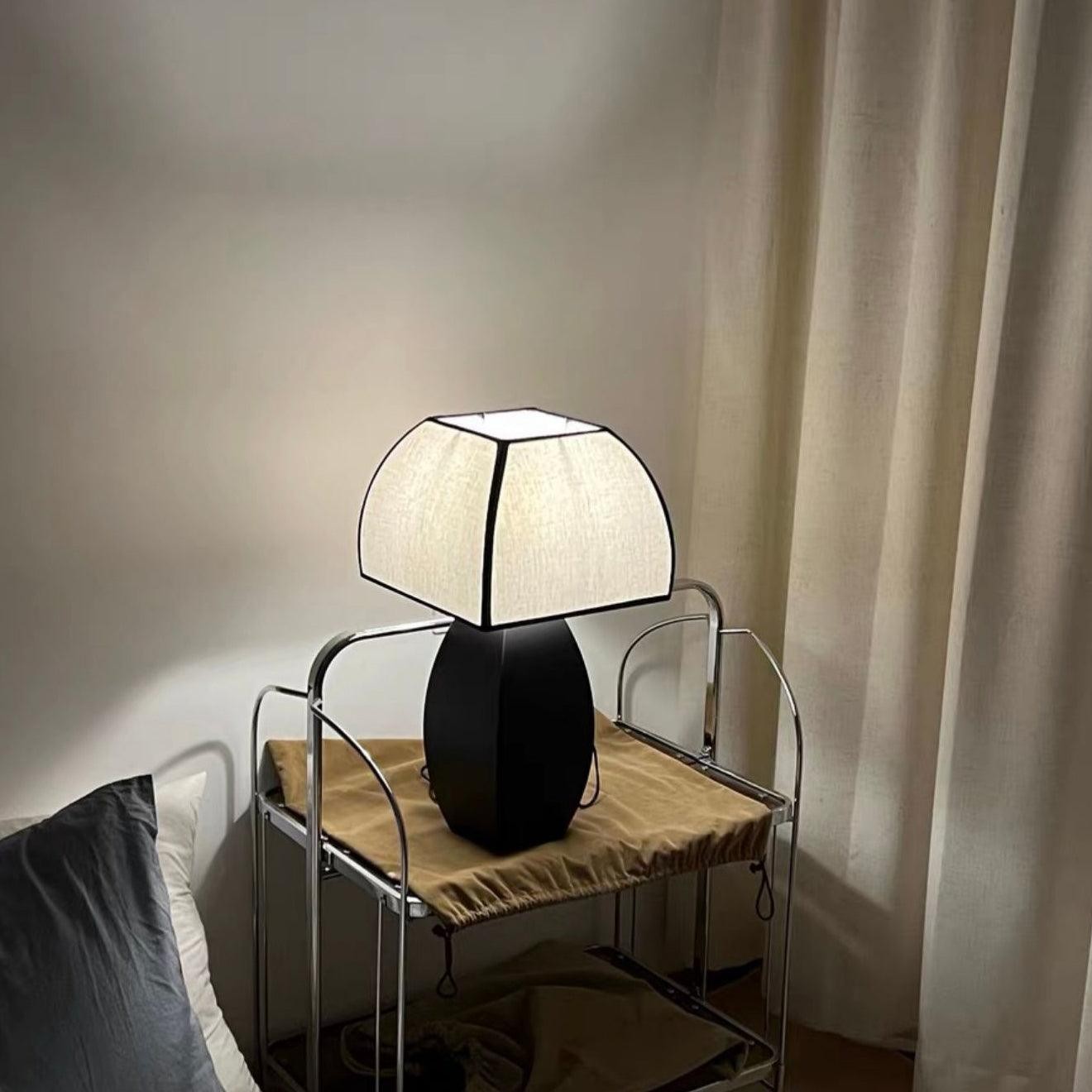 Retro Metal Mushroom Fabric Table Lamp M446